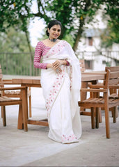 Vanilla white crush saree.